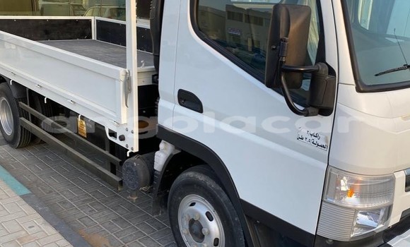 Acheter Occasion Voiture Mitsubishi Lancer Cargo Blanc à Luena, Moxico Acheter Occasion Voiture Mitsubishi Lancer Cargo Blanc à Luena, Moxico