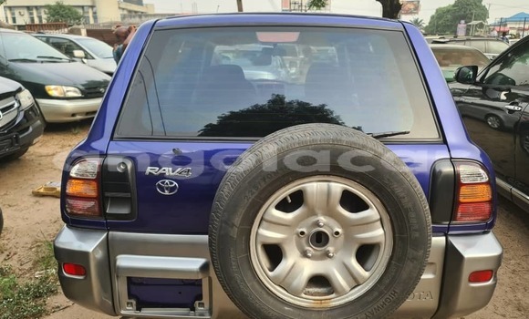 Buy Used Toyota RAV4 Blue Car in Luena in Moxico Buy Used Toyota RAV4 Blue Car in Luena in Moxico