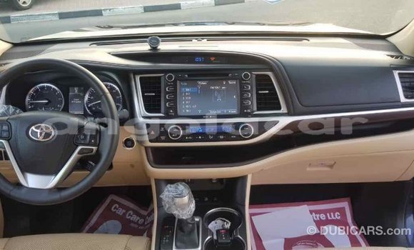 Buy Import Toyota Highlander Blue Car in Import - Dubai in Bengo Province Buy Import Toyota Highlander Blue Car in Import - Dubai in Bengo Province