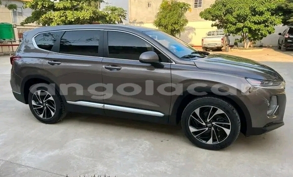Buy Used Hyundai Santa Fe Other Car in Luanda in Luanda Province Buy Used Hyundai Santa Fe Other Car in Luanda in Luanda Province