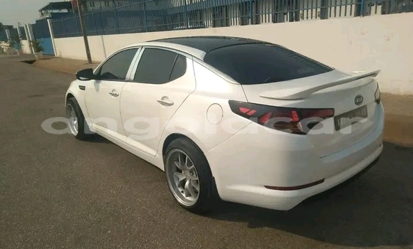 Acheter Occasion Voiture Kia Optima Blanc à Luena, Moxico Acheter Occasion Voiture Kia Optima Blanc à Luena, Moxico