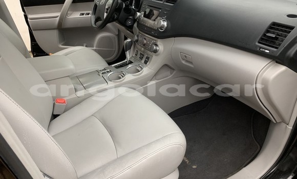 Acheter Occasion Voiture Toyota Highlander Noir à Luanda, Province de Luanda Acheter Occasion Voiture Toyota Highlander Noir à Luanda, Province de Luanda