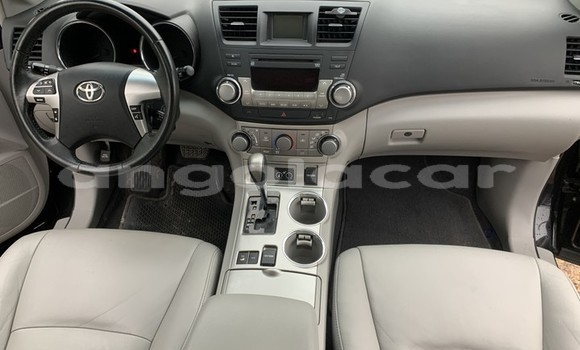 Acheter Occasion Voiture Toyota Highlander Noir à Luanda, Province de Luanda Acheter Occasion Voiture Toyota Highlander Noir à Luanda, Province de Luanda