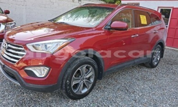 Acheter Occasion Voiture Hyundai Santa Fe Rouge à Luanda, Province de Luanda