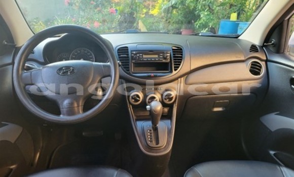 Buy Used Hyundai i10 Silver Car in Luanda in Luanda Province Buy Used Hyundai i10 Silver Car in Luanda in Luanda Province