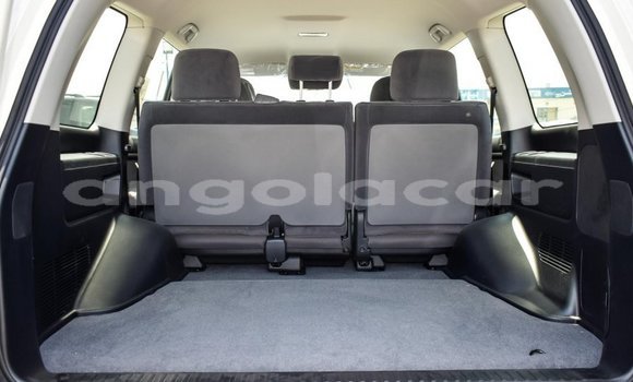 Comprar Novo Toyota Land Cruiser Branco Carro em Benguela em Benguela Comprar Novo Toyota Land Cruiser Branco Carro em Benguela em Benguela