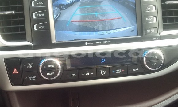 Buy Used Toyota Highlander White Car in Luanda in Luanda Province Buy Used Toyota Highlander White Car in Luanda in Luanda Province