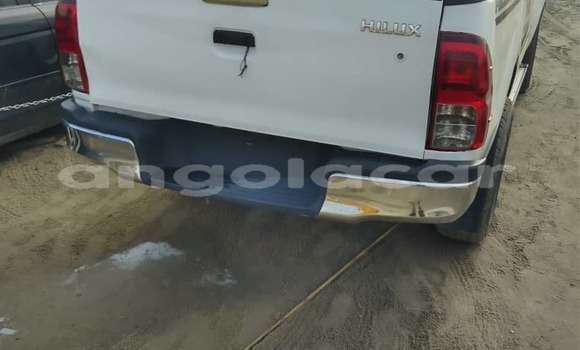 Buy Used Toyota Hilux White Car in Luanda in Luanda Province Buy Used Toyota Hilux White Car in Luanda in Luanda Province
