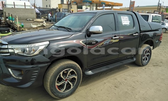 Comprar Usado Toyota Hilux Preto Carro em Luanda em Luanda Province