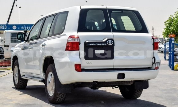 Comprar Novo Toyota Land Cruiser Branco Carro em Benguela em Benguela Comprar Novo Toyota Land Cruiser Branco Carro em Benguela em Benguela