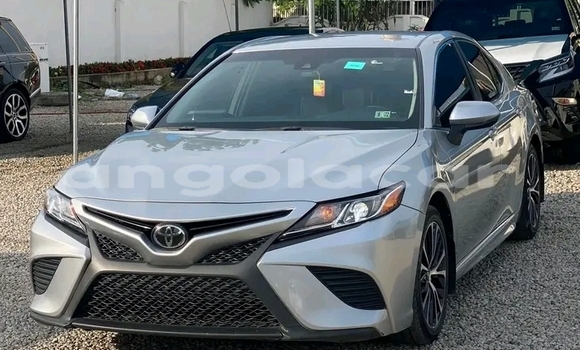 Acheter Occasion Voiture Toyota Camry Gris à Luena, Moxico