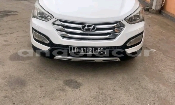 Buy Used Hyundai Santa Fe White Car in Luanda in Luanda Province Buy Used Hyundai Santa Fe White Car in Luanda in Luanda Province
