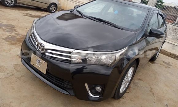 Comprar Usado Toyota Corolla Preto Carro em Luena em Moxico