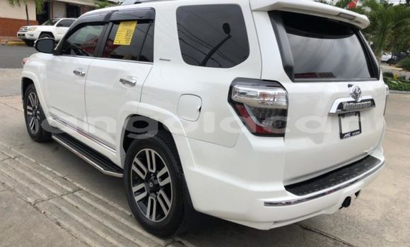 Comprar Usado Toyota 4Runner Branco Carro em Luena em Moxico Comprar Usado Toyota 4Runner Branco Carro em Luena em Moxico