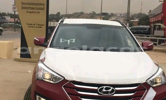 Comprar Usado Hyundai Santa Fe Vermelho Carro em Luena em Moxico