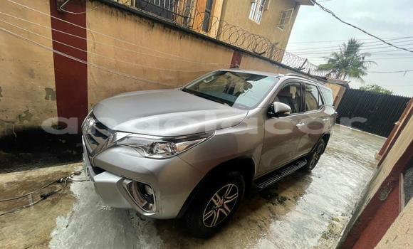 Buy Used Toyota Fortuner Other Car in Luanda in Luanda Province Buy Used Toyota Fortuner Other Car in Luanda in Luanda Province