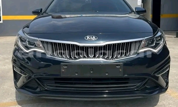 Buy Used Kia K5 Silver Car in Luanda in Luanda Province