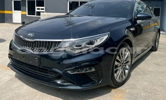 Buy Used Kia K5 Silver Car in Luanda in Luanda Province Buy Used Kia K5 Silver Car in Luanda in Luanda Province