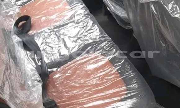 Comprar Usado Hyundai i10 Preto Carro em Luena em Moxico Comprar Usado Hyundai i10 Preto Carro em Luena em Moxico