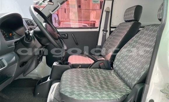 Acheter Occasion Voiture Suzuki APV Blanc à Luanda, Province de Luanda Acheter Occasion Voiture Suzuki APV Blanc à Luanda, Province de Luanda