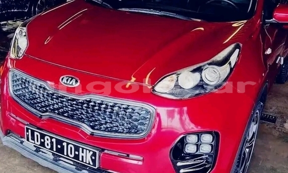 Comprar Usado Kia Sportage Vermelho Carro em Luena em Moxico