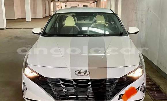 Acheter Occasion Voiture Hyundai Elantra Blanc à Luena, Moxico Acheter Occasion Voiture Hyundai Elantra Blanc à Luena, Moxico