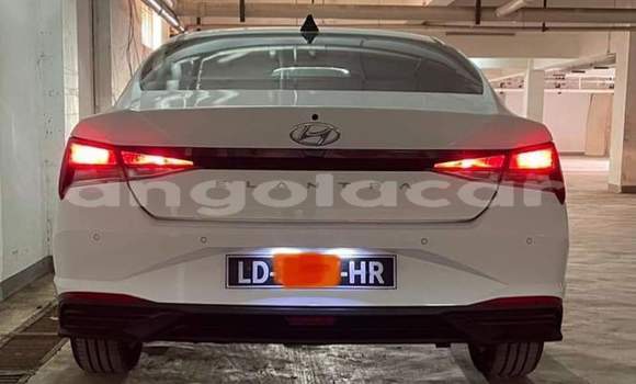 Comprar Usado Hyundai Elantra Branco Carro em Luena em Moxico Comprar Usado Hyundai Elantra Branco Carro em Luena em Moxico