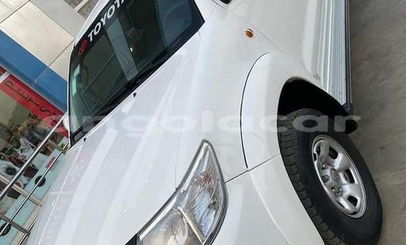 Acheter Occasion Voiture Toyota Hilux Blanc à Luena, Moxico Acheter Occasion Voiture Toyota Hilux Blanc à Luena, Moxico