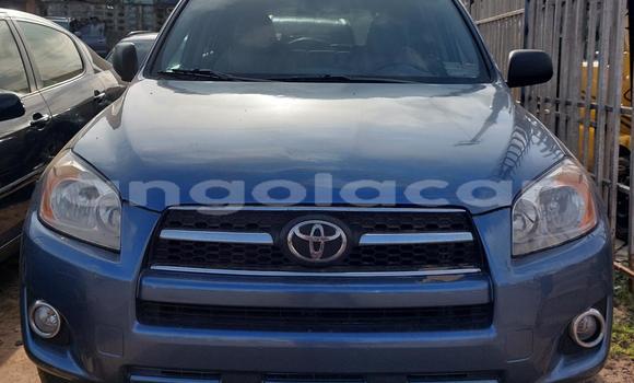 Acheter Occasion Voiture Toyota RAV4 Bleu à Luanda, Province de Luanda Acheter Occasion Voiture Toyota RAV4 Bleu à Luanda, Province de Luanda