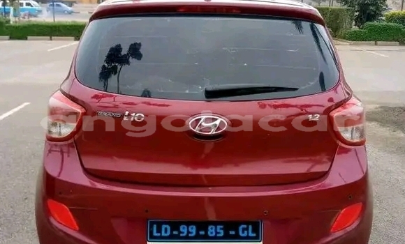 Comprar Usado Hyundai i10 Vermelho Carro em Luanda em Luanda Province