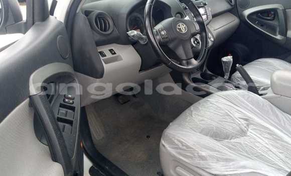 Buy Used Toyota RAV4 White Car in Luanda in Luanda Province Buy Used Toyota RAV4 White Car in Luanda in Luanda Province