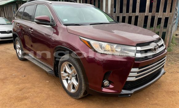 Buy Used Toyota Highlander Red Car in Luanda in Luanda Province Buy Used Toyota Highlander Red Car in Luanda in Luanda Province