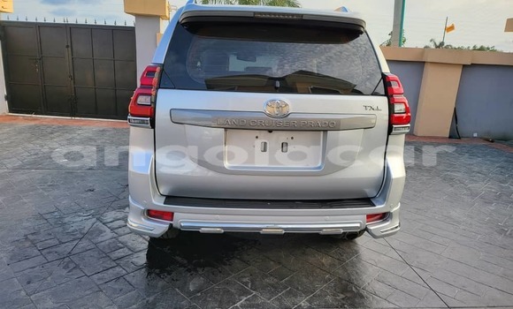 Acheter Occasion Voiture Toyota Land Cruiser Prado Gris à Luanda, Province de Luanda Acheter Occasion Voiture Toyota Land Cruiser Prado Gris à Luanda, Province de Luanda