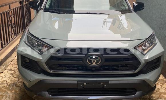 Comprar Usado Toyota RAV4 Outro Carro em Luanda em Luanda Province Comprar Usado Toyota RAV4 Outro Carro em Luanda em Luanda Province