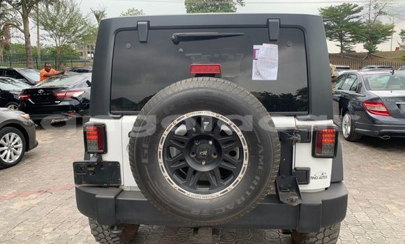 Comprar Usado Jeep Wrangler Branco Carro em Luanda em Luanda Province Comprar Usado Jeep Wrangler Branco Carro em Luanda em Luanda Province