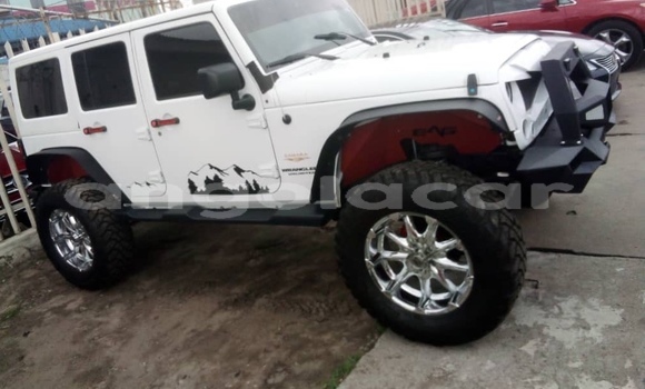 Buy Used Jeep Wrangler White Car in Luanda in Luanda Province Buy Used Jeep Wrangler White Car in Luanda in Luanda Province