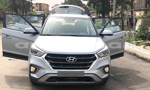 Acheter Occasion Voiture Hyundai Creta Marron à Luanda, Province de Luanda Acheter Occasion Voiture Hyundai Creta Marron à Luanda, Province de Luanda