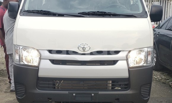 Acheter Occasion Voiture Toyota Hiace Blanc à Luanda, Province de Luanda