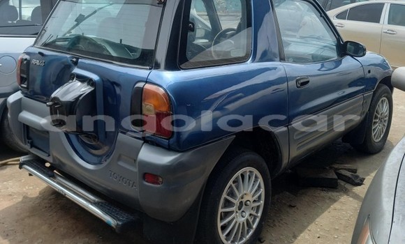 Acheter Occasion Voiture Toyota RAV4 Bleu à Luanda, Province de Luanda Acheter Occasion Voiture Toyota RAV4 Bleu à Luanda, Province de Luanda