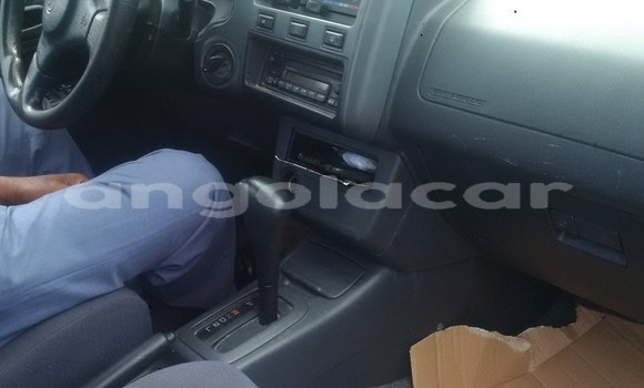Acheter Occasion Voiture Toyota RAV4 Gris à Luanda, Province de Luanda Acheter Occasion Voiture Toyota RAV4 Gris à Luanda, Province de Luanda
