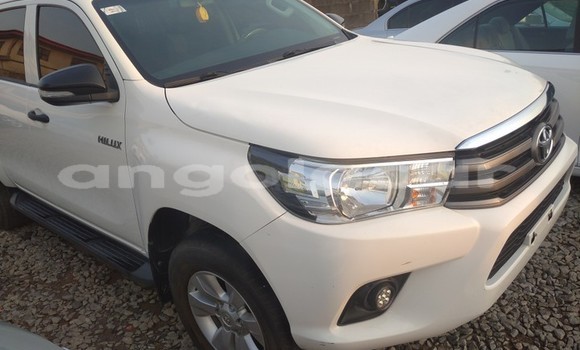 Comprar Usado Toyota Hilux Branco Carro em Luanda em Luanda Province Comprar Usado Toyota Hilux Branco Carro em Luanda em Luanda Province