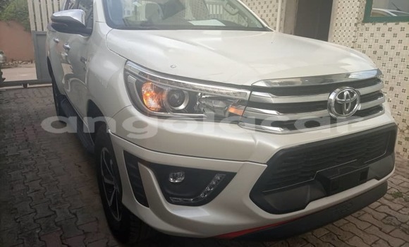 Acheter Occasion Voiture Toyota Hilux Blanc à Luanda, Province de Luanda