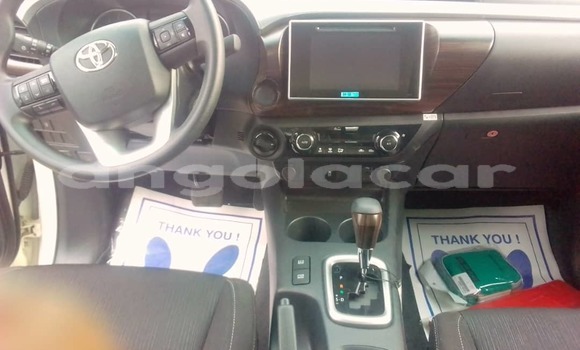 Comprar Usado Toyota Hilux Branco Carro em Luanda em Luanda Province Comprar Usado Toyota Hilux Branco Carro em Luanda em Luanda Province