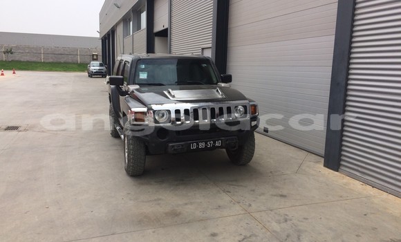 Comprar Usado Hummer H3 Preto Carro em Luanda em Luanda Province