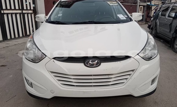 Acheter Occasion Voiture Hyundai Tucson Blanc à Luanda, Province de Luanda Acheter Occasion Voiture Hyundai Tucson Blanc à Luanda, Province de Luanda