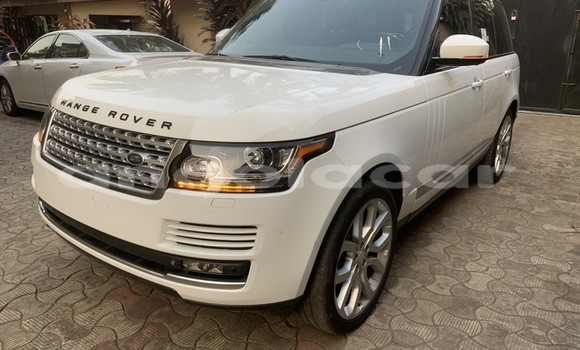 Buy Used Land Rover Range Rover White Car in Luanda in Luanda Province Buy Used Land Rover Range Rover White Car in Luanda in Luanda Province