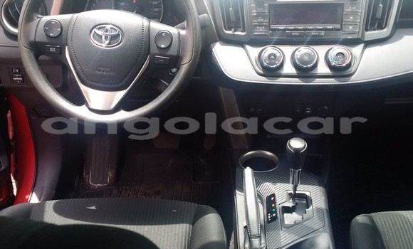 Acheter Occasion Voiture Toyota RAV4 Rouge à Luanda, Province de Luanda Acheter Occasion Voiture Toyota RAV4 Rouge à Luanda, Province de Luanda