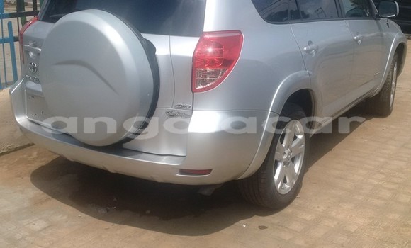 Buy Used Toyota RAV4 Silver Car in Luanda in Luanda Province Buy Used Toyota RAV4 Silver Car in Luanda in Luanda Province