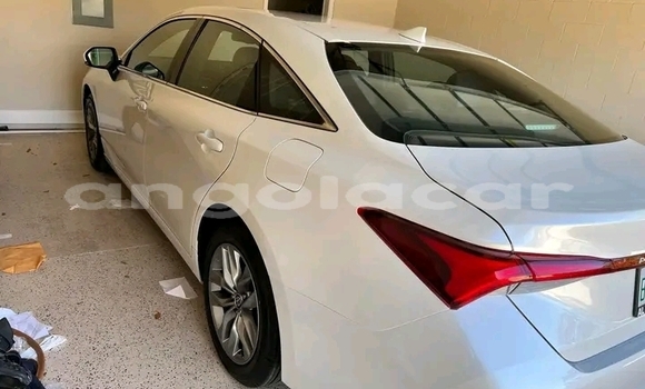 Comprar Usado Toyota Avalon Branco Carro em Luanda em Luanda Province Comprar Usado Toyota Avalon Branco Carro em Luanda em Luanda Province