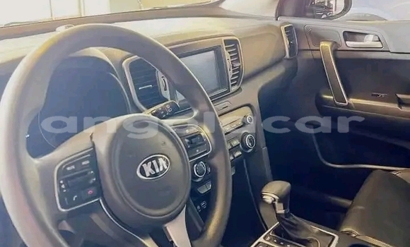 Acheter Occasion Voiture Kia Sportage Rouge à Luanda, Province de Luanda Acheter Occasion Voiture Kia Sportage Rouge à Luanda, Province de Luanda